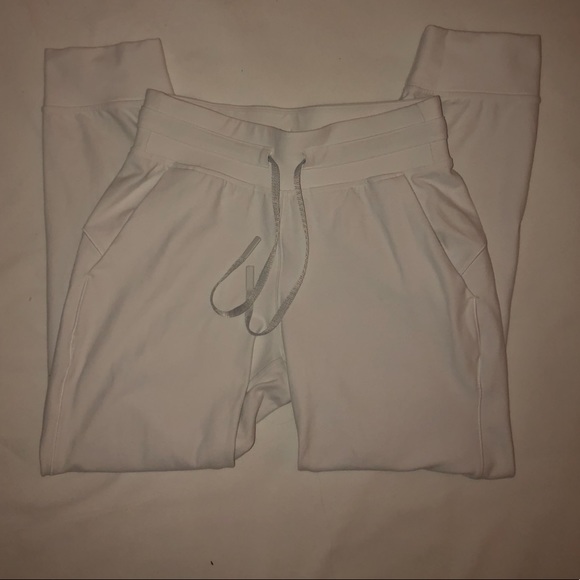 Lululemon Ready to Rulu Crop - Picture 5 of 7